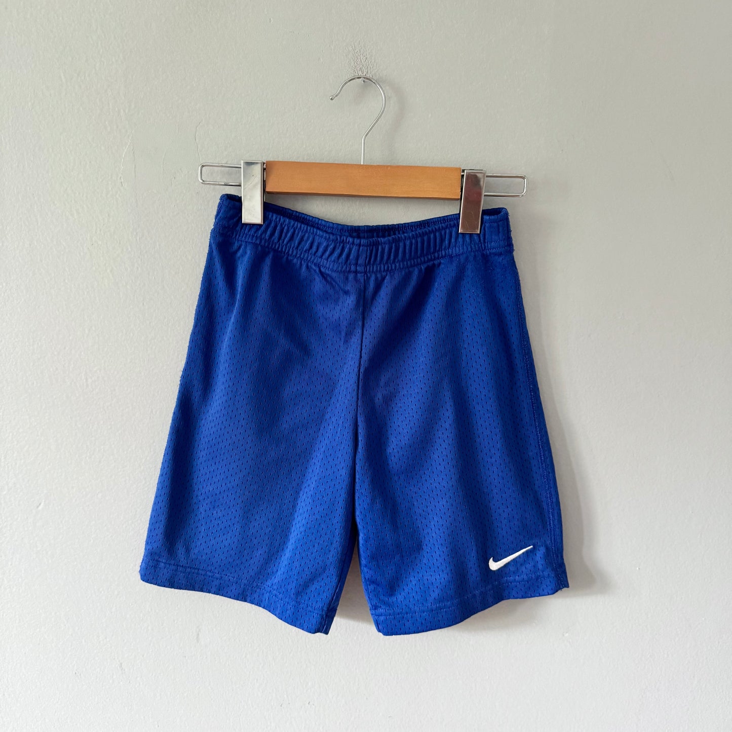 Nike / Blue mesh shorts / 7Y