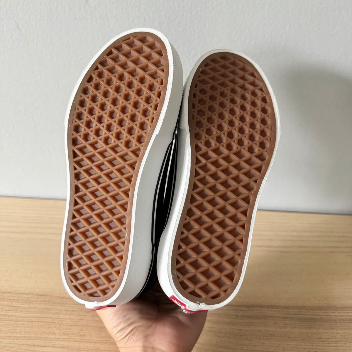 Vans / Sneaker / J3