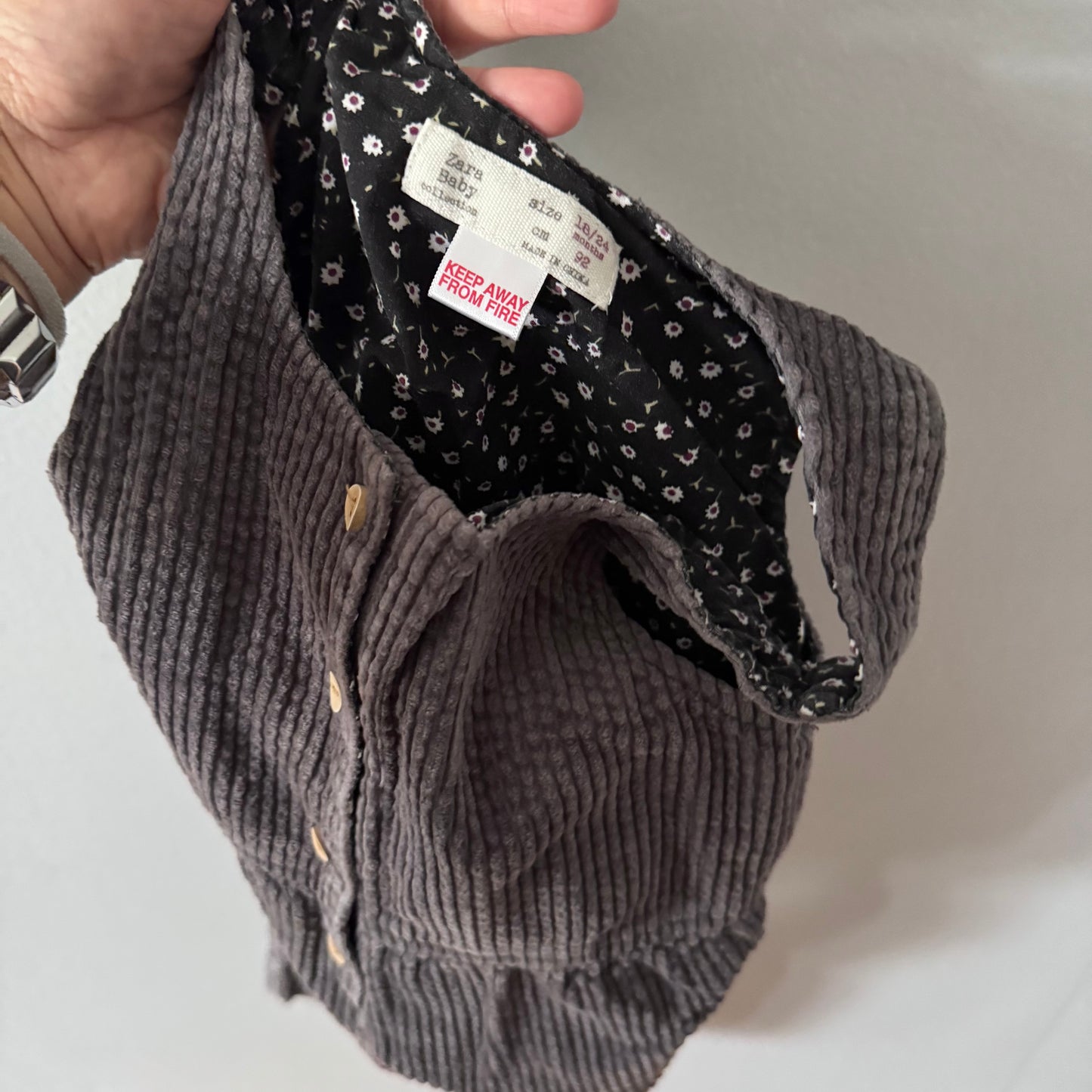 Zara / Brown corduroy overalls / 18-24M