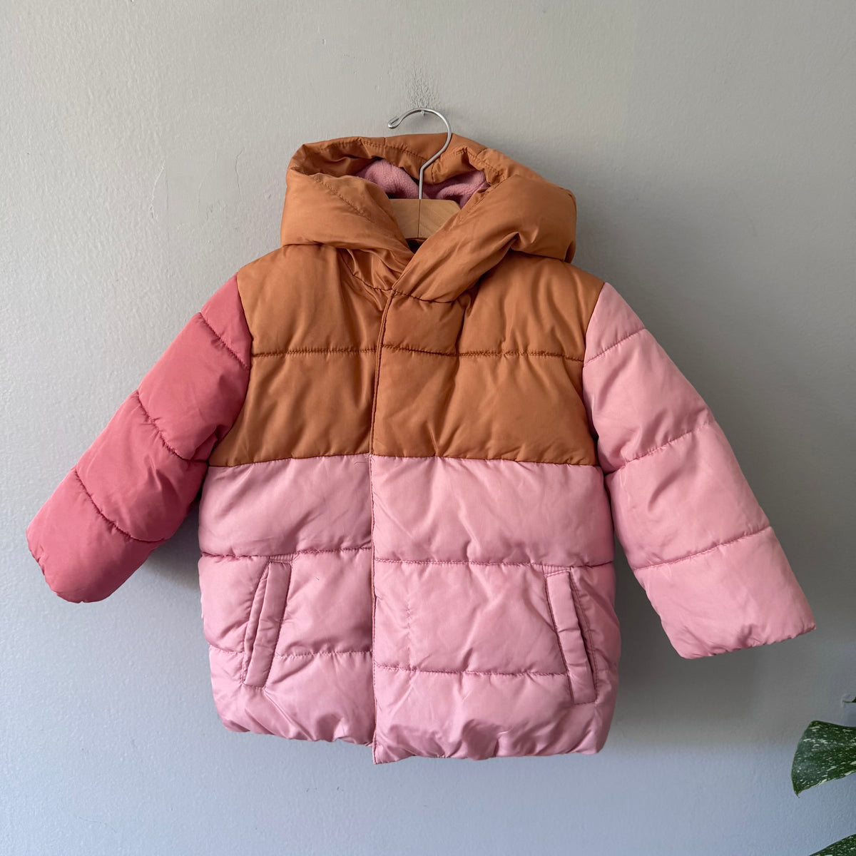 Rise Little Earthling / Pink puffer jacket / 18-24M