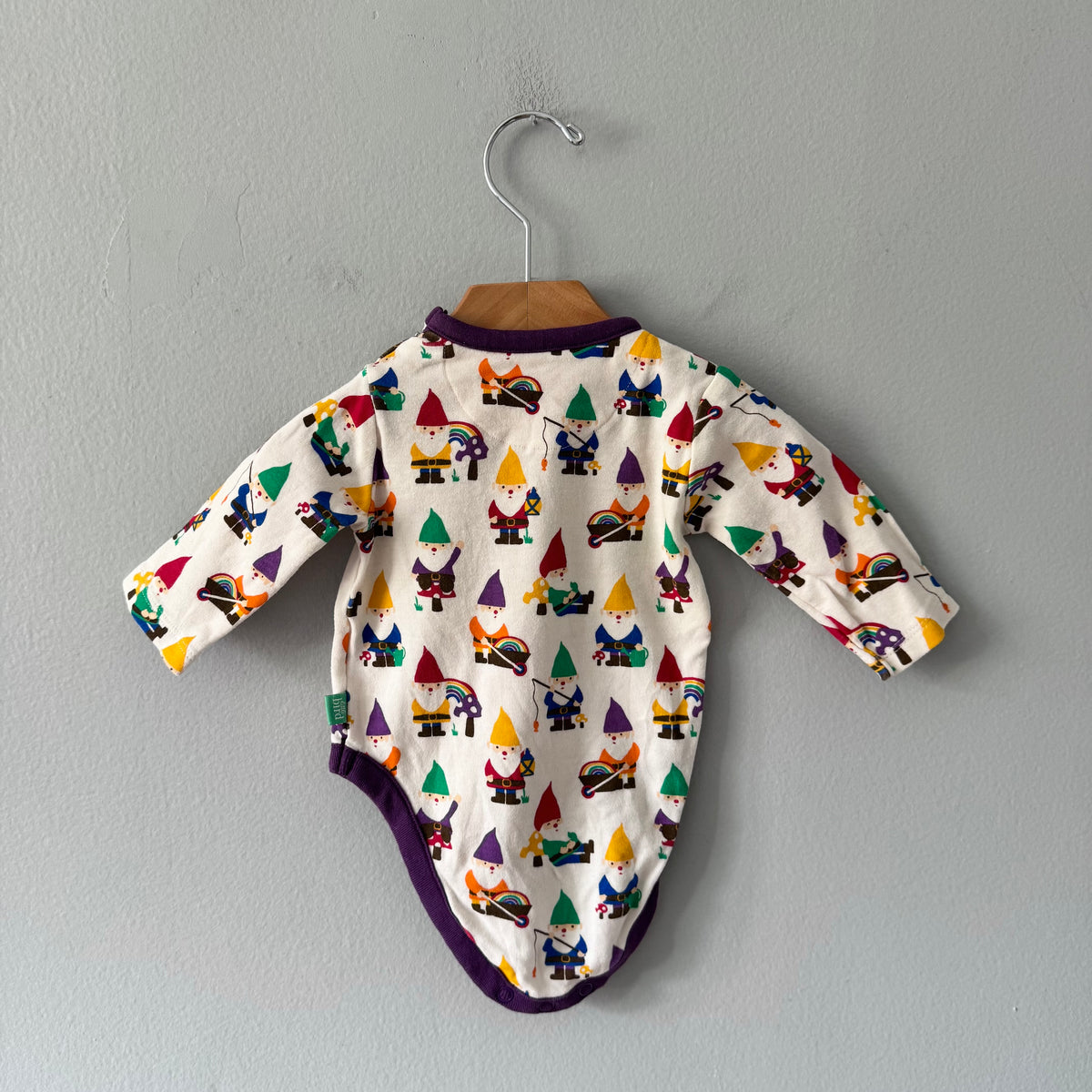 Little Bird / White purple onesie / 0-3M
