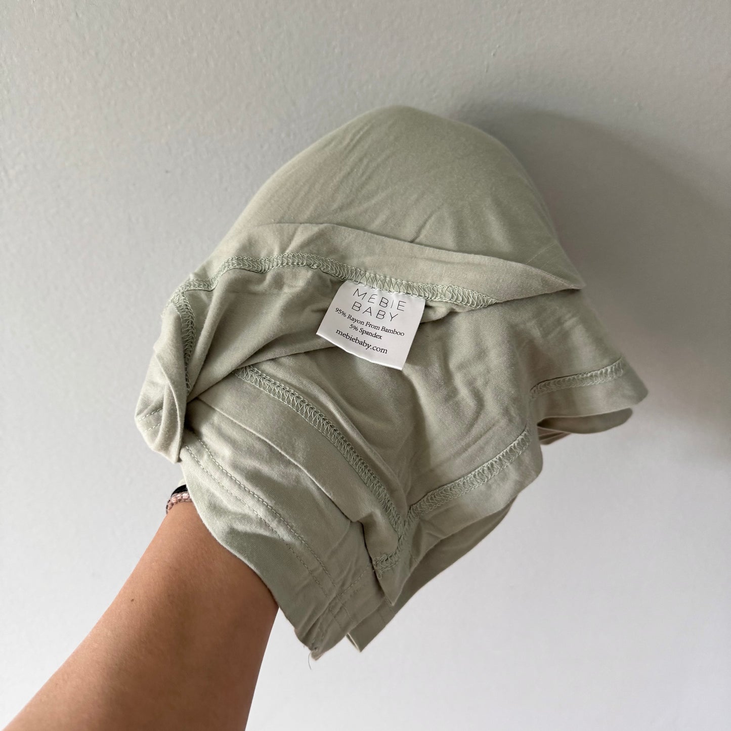 Mebie baby / Smokey green bamboo swaddle