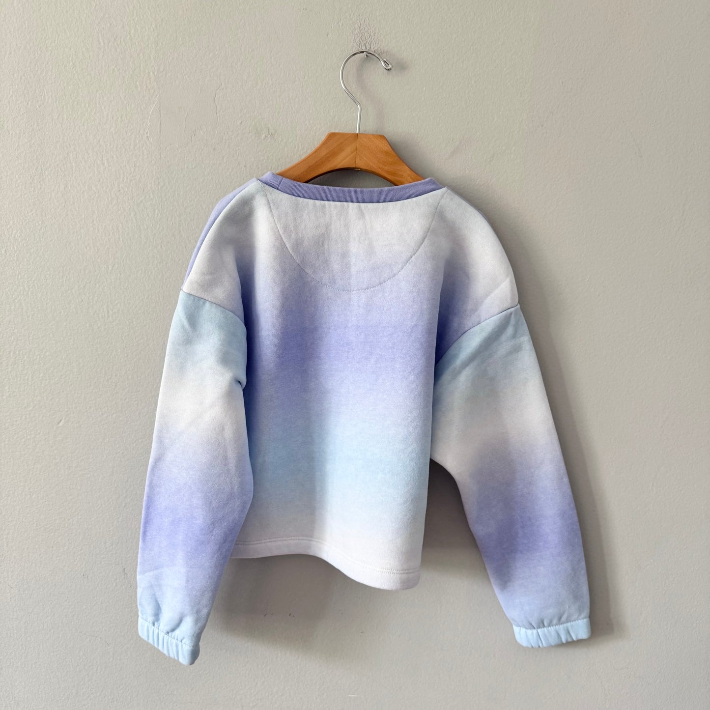 Nike / Purple sweatshirt / 6-7Y