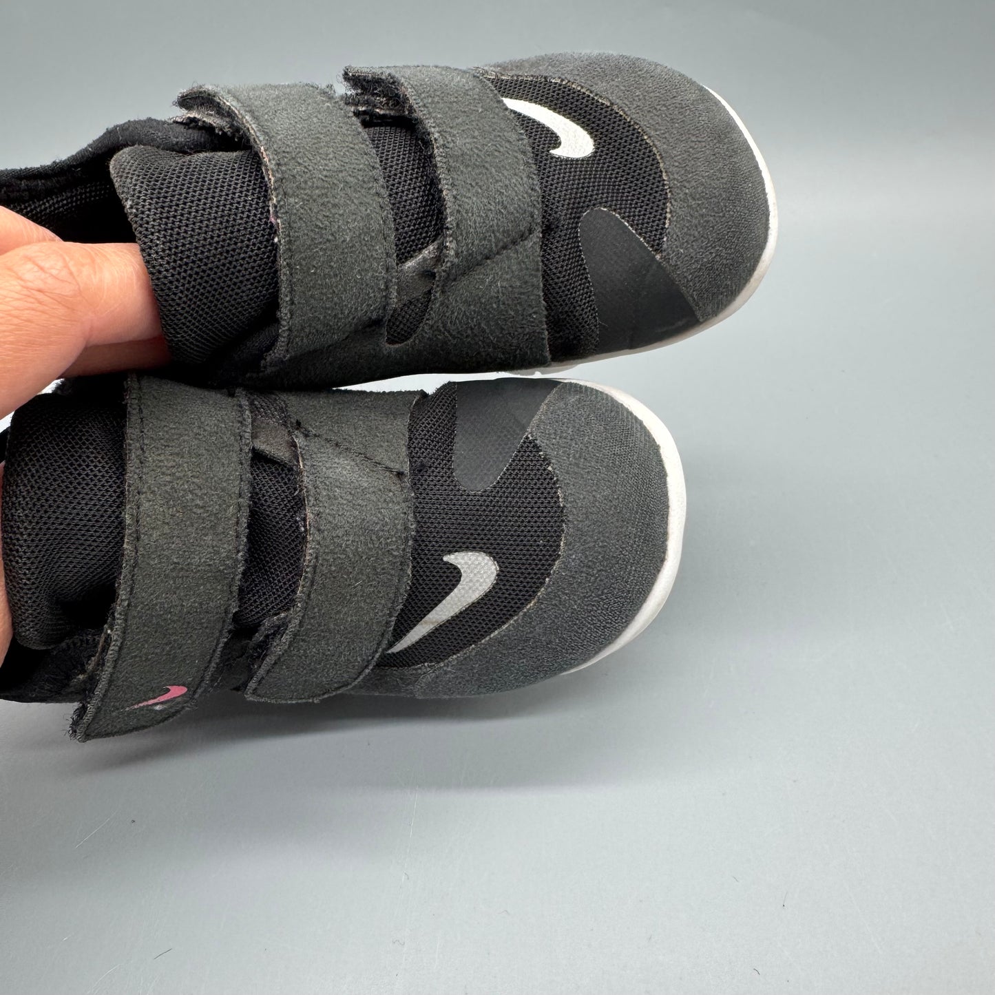 Nike / Running Shoes / US7