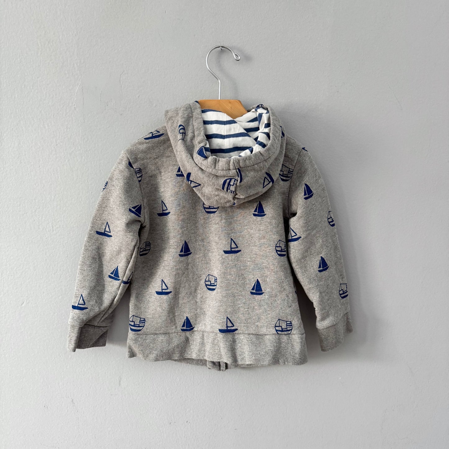 Un que nous aimons / Sweat à capuche zippé gris clair / 4A