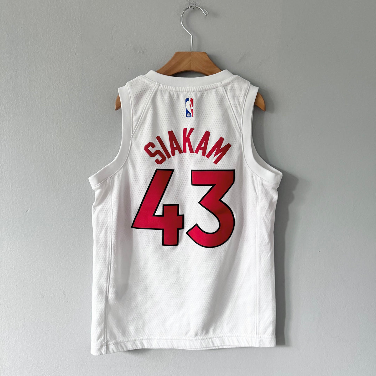 NBA x Nike / Toronto Raptors jersey #43 / 8Y