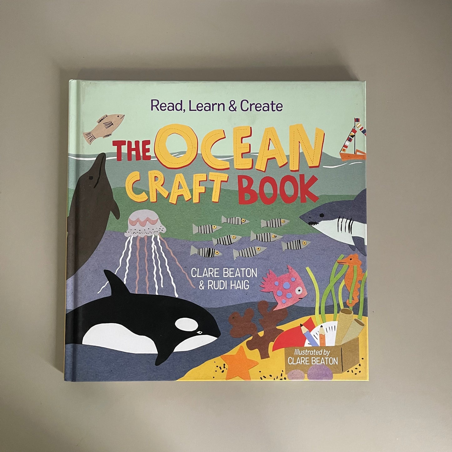 [Brand New] The Ocean Craft Book / Clare Beaton & Rudi Haig
