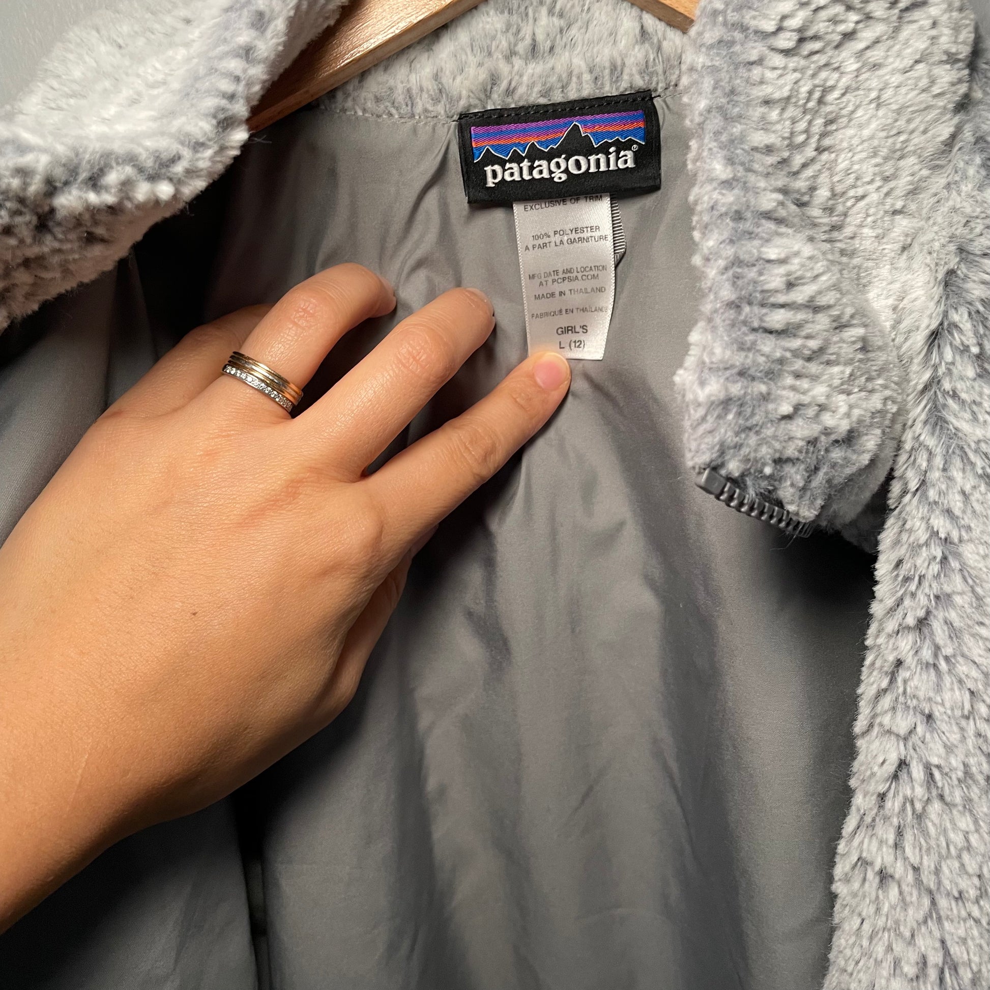 Patagonia fur outlet jacket