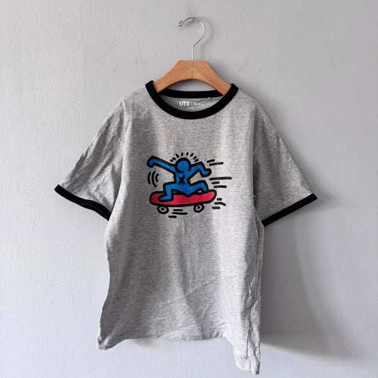 Uniqlo x Keith Haring / Light grey T-shirt / 11-12Y