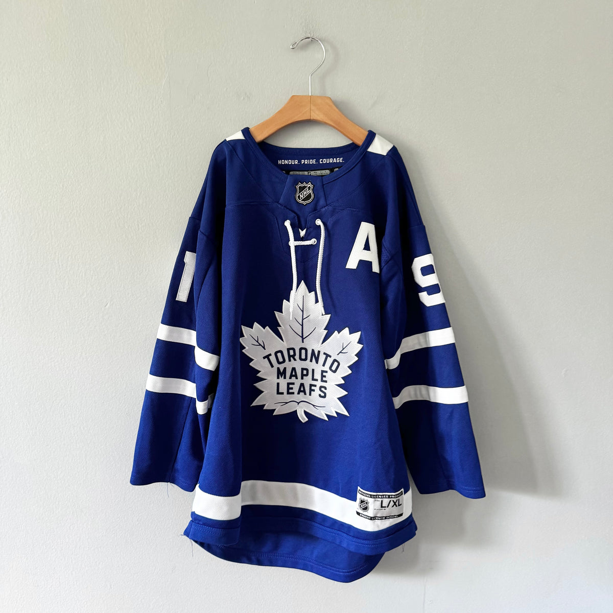 NHL / Toronto Maple Leafs jersey / Youth L/XL