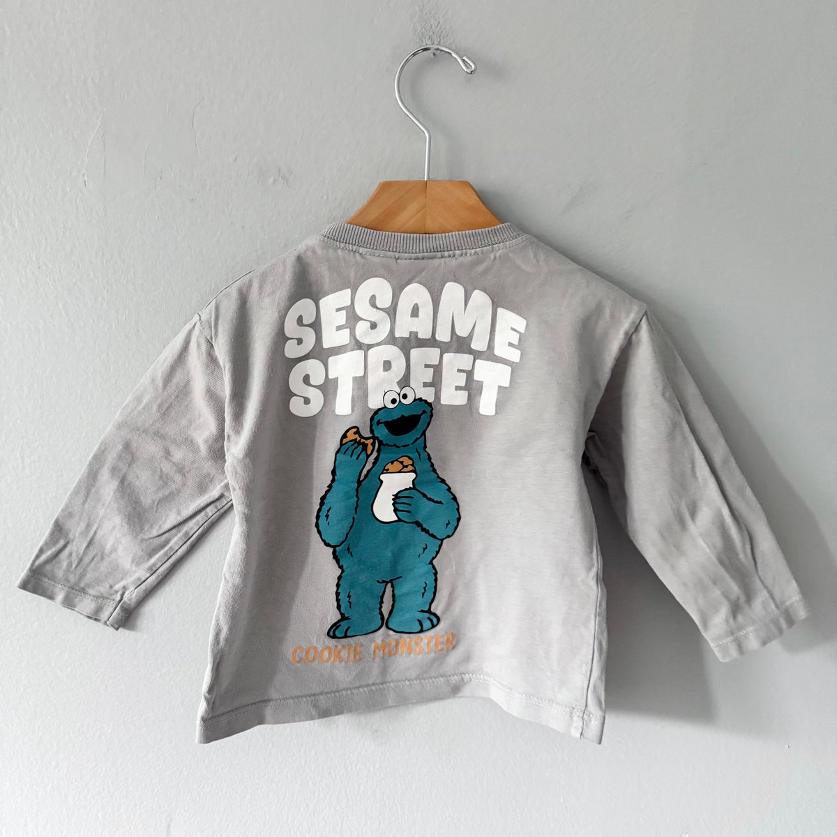 Zara x Sesame Street / Cookie Monster long sleeve / 18-24M