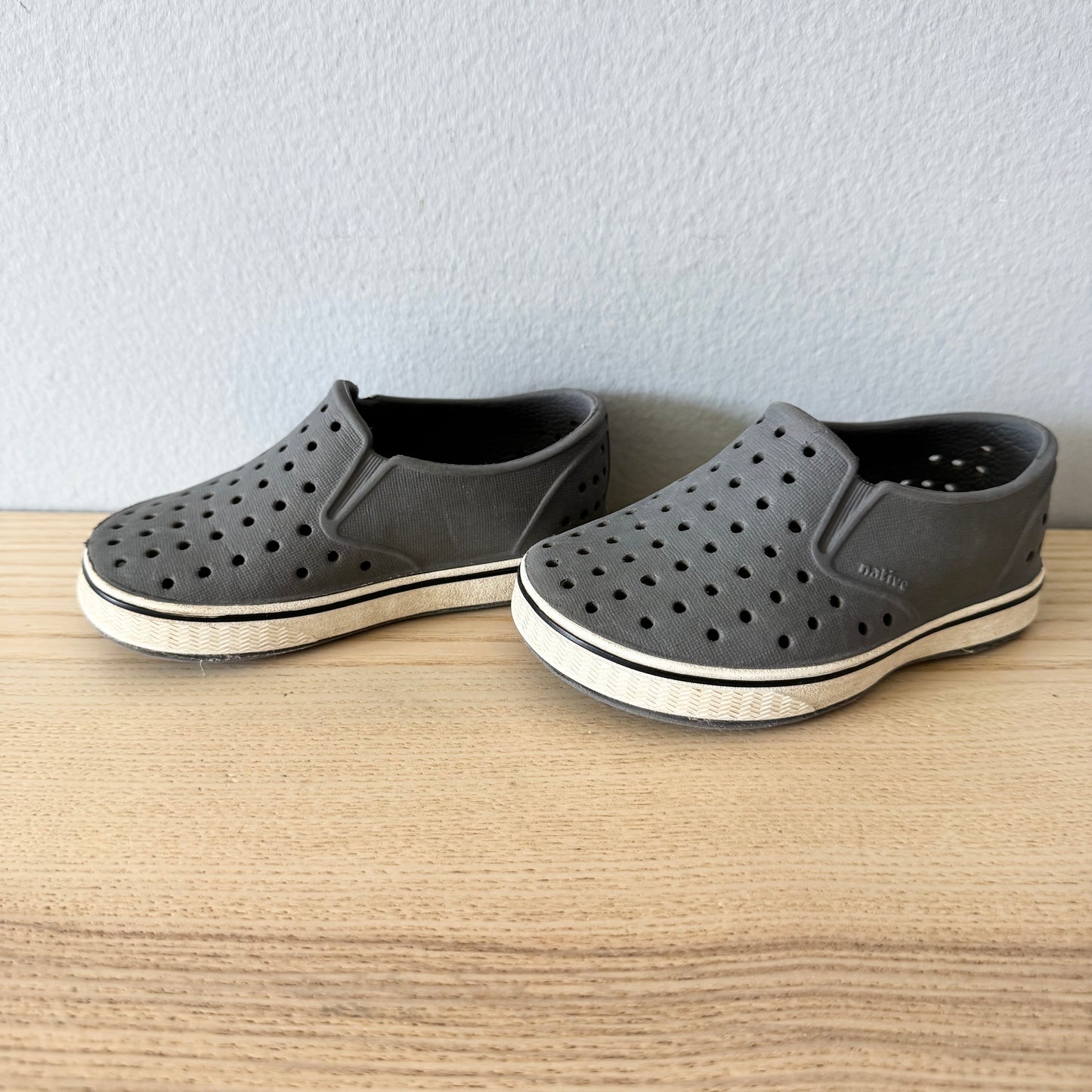 Native / Chaussures aquatiques / US6