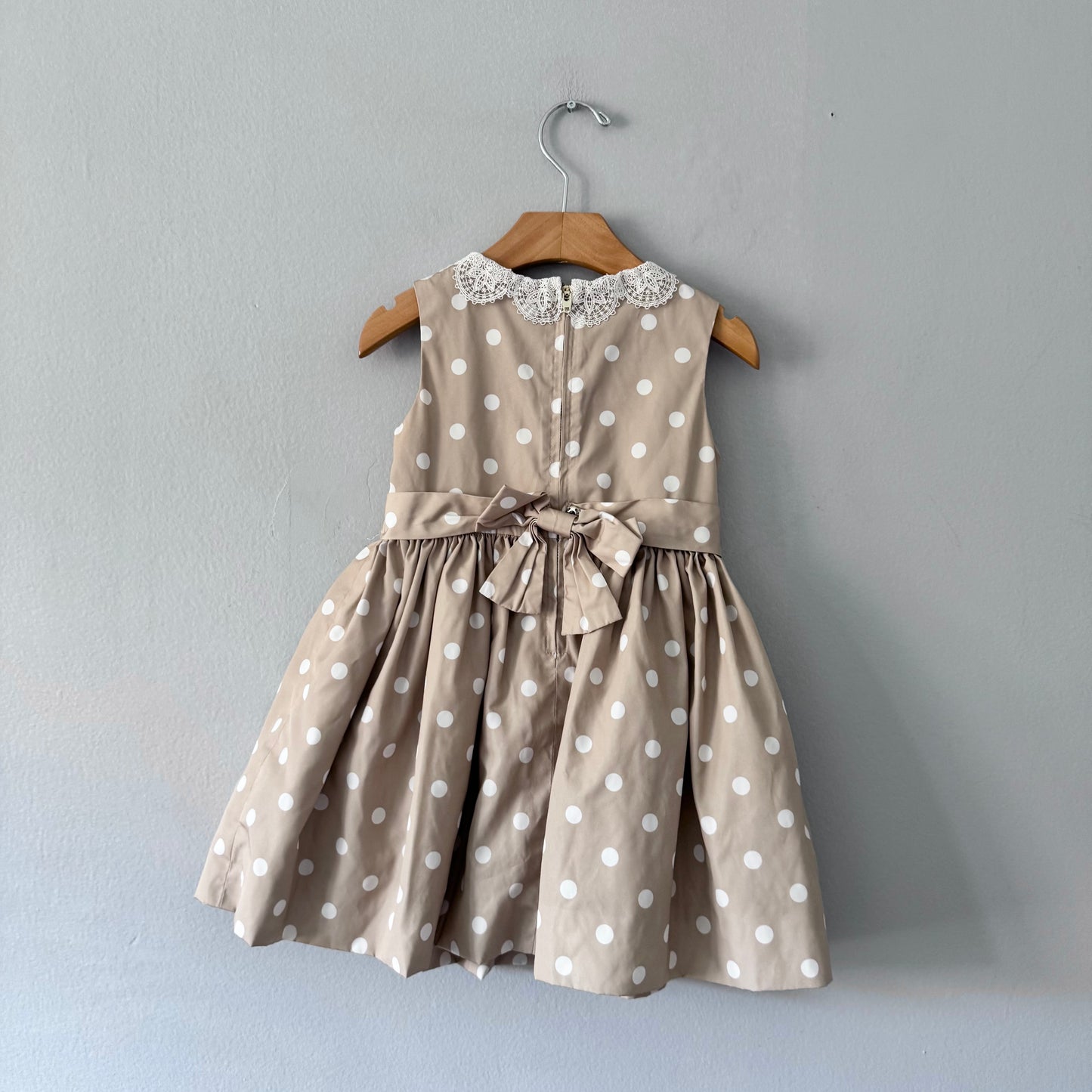 Jason Yu / Robe beige à pois / 3T
