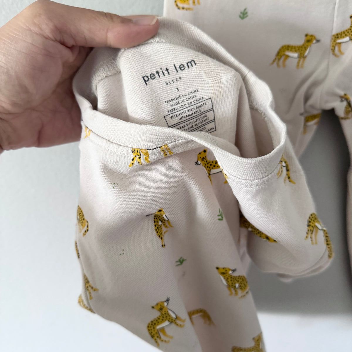 Petit lem / Beige x cheetah pajama set / 3Y