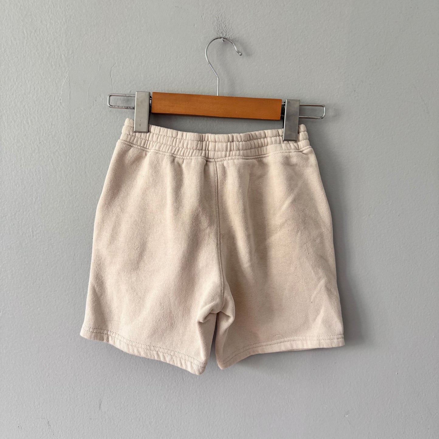 Old Navy x Minecraft / Ivory crew shorts / 6-7Y