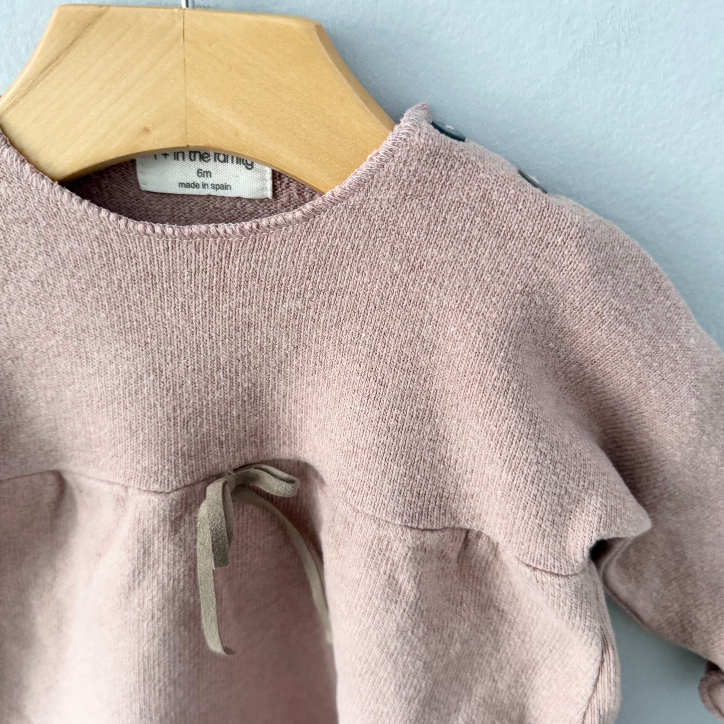 1+ in the family / Robe en maille rose fumée / 6M