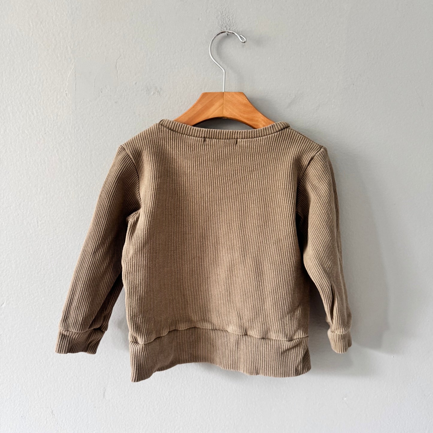 Feral & Free / Khaki long sleeve / 3-4Y
