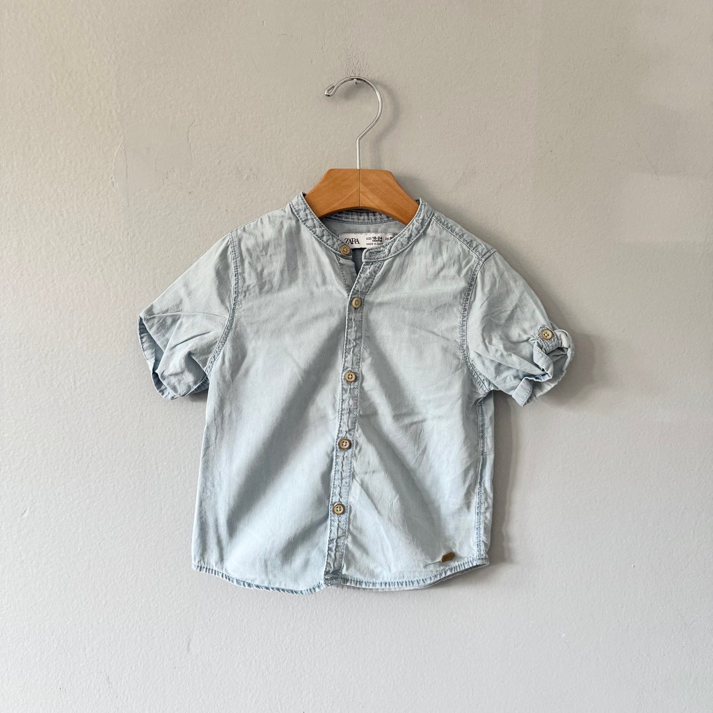 Zara / Chemise chambray manches courtes / 18-24M