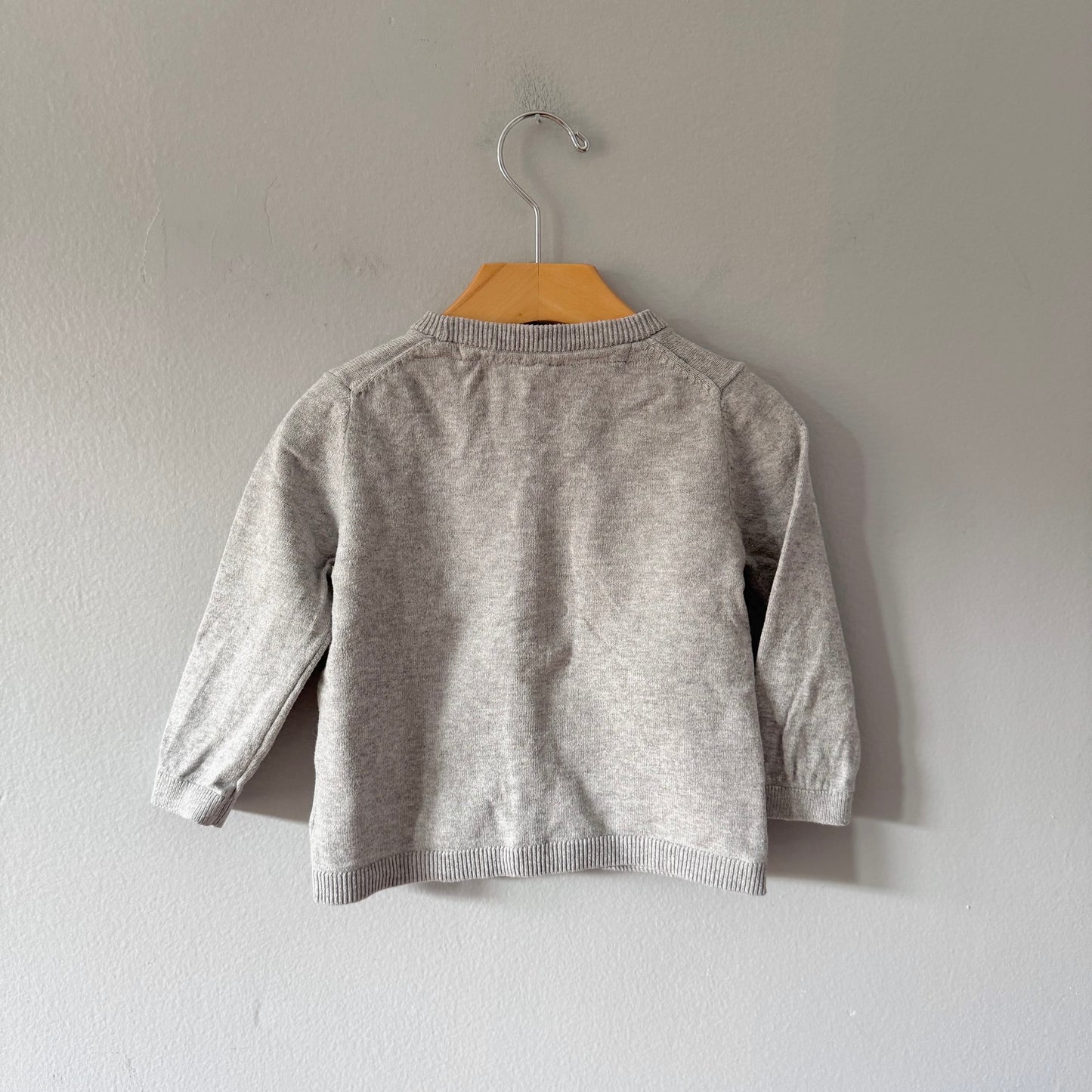 H&M / Light grey cotton cardigan / 9-12M