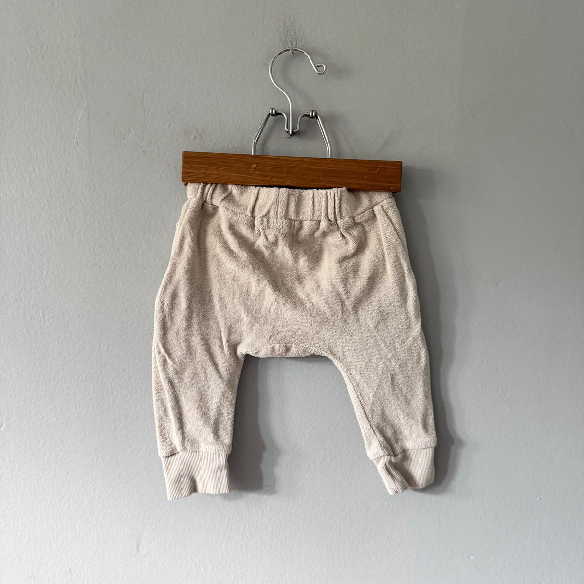Wilson & Frenchy / Beige pile pants / 6-12M