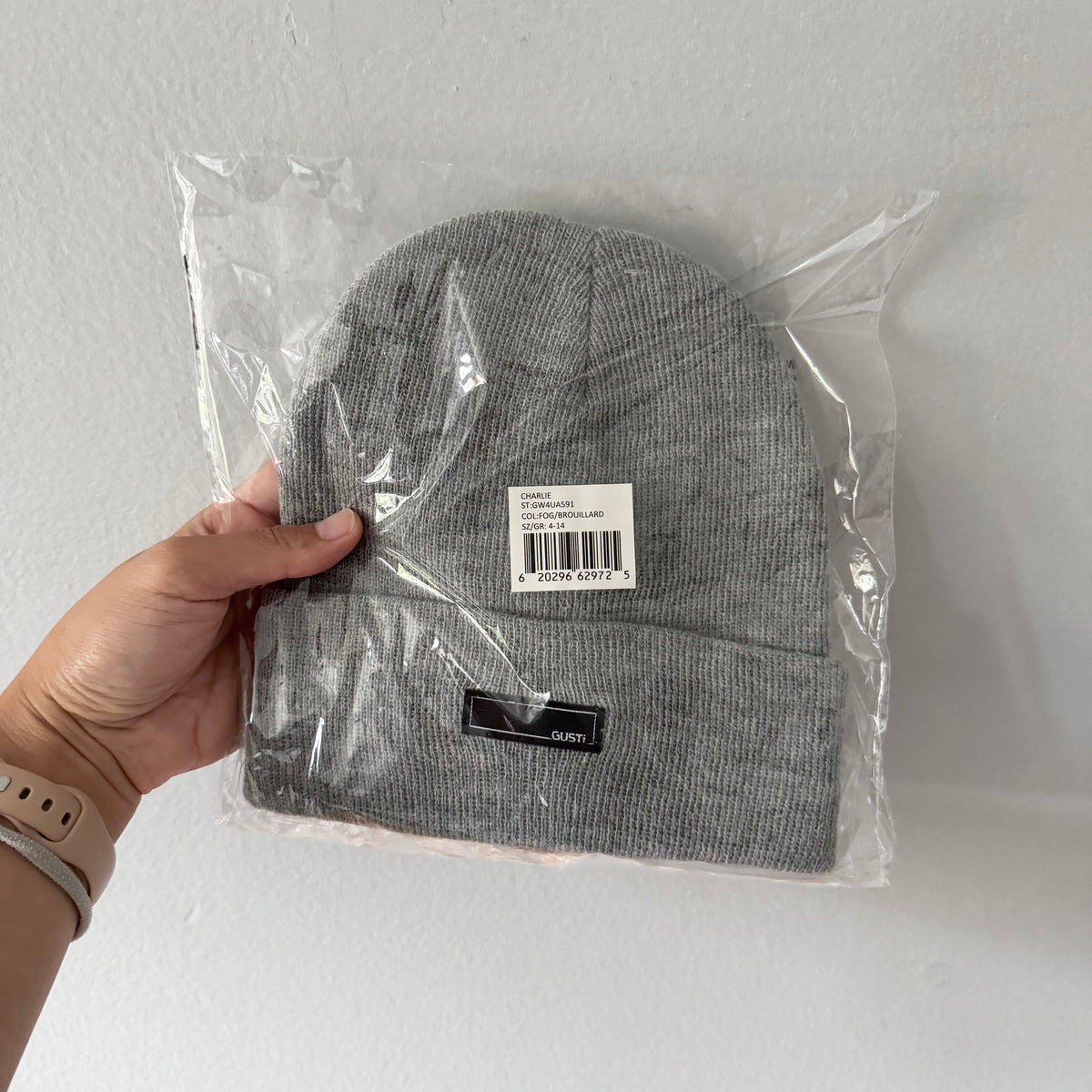 Gusti / Light grey beanie / 4-14Y - New with tag