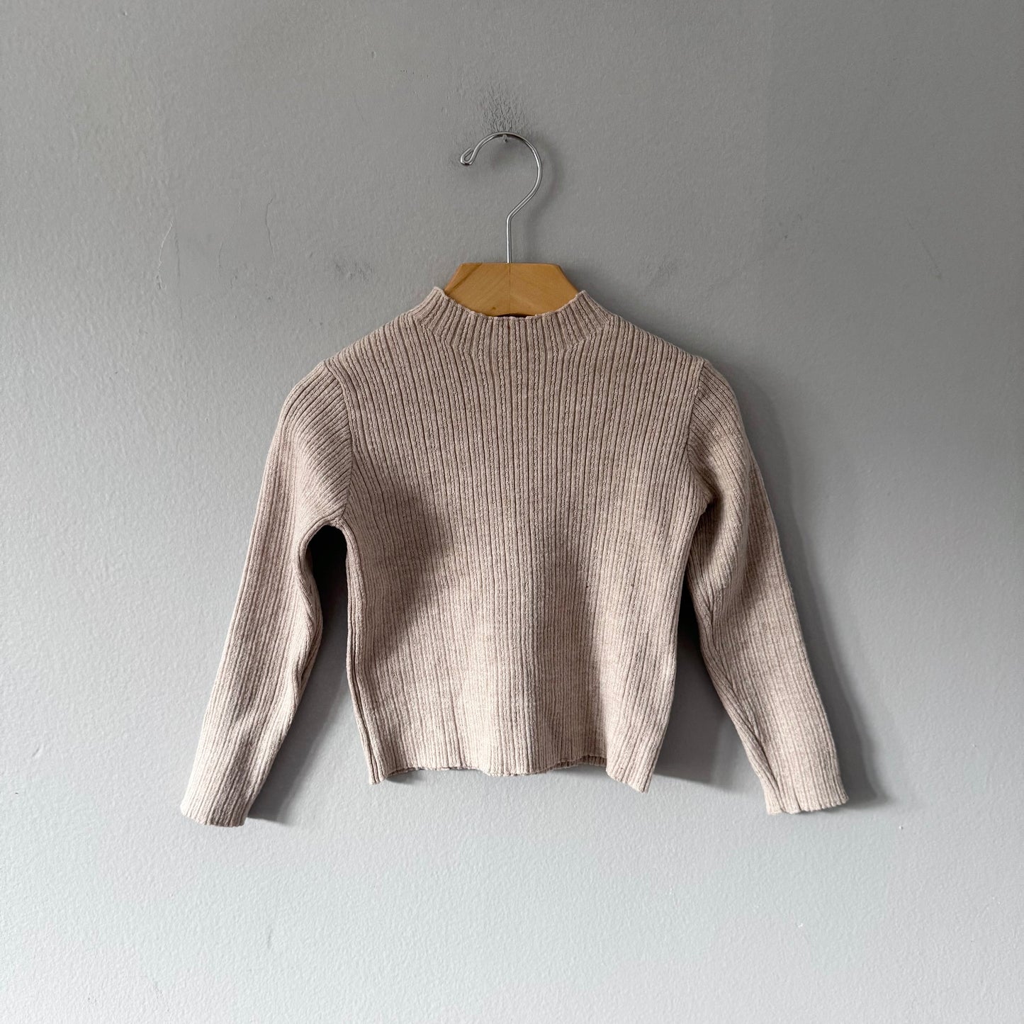 Zara / Beige ribbed knit top	 / 3-4Y