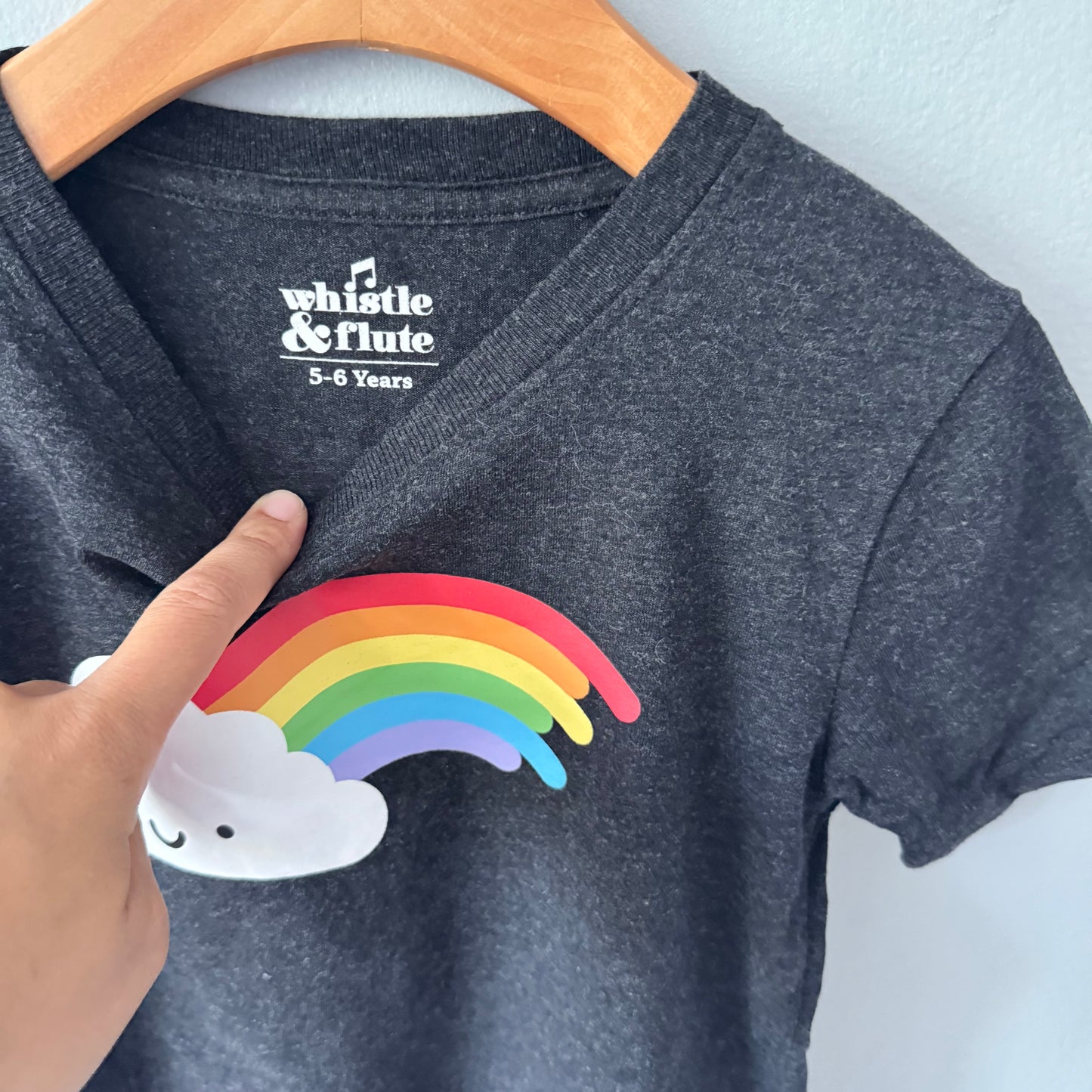 Whistle & Flute / Dark grey x rainbow T-shirt / 5-6Y