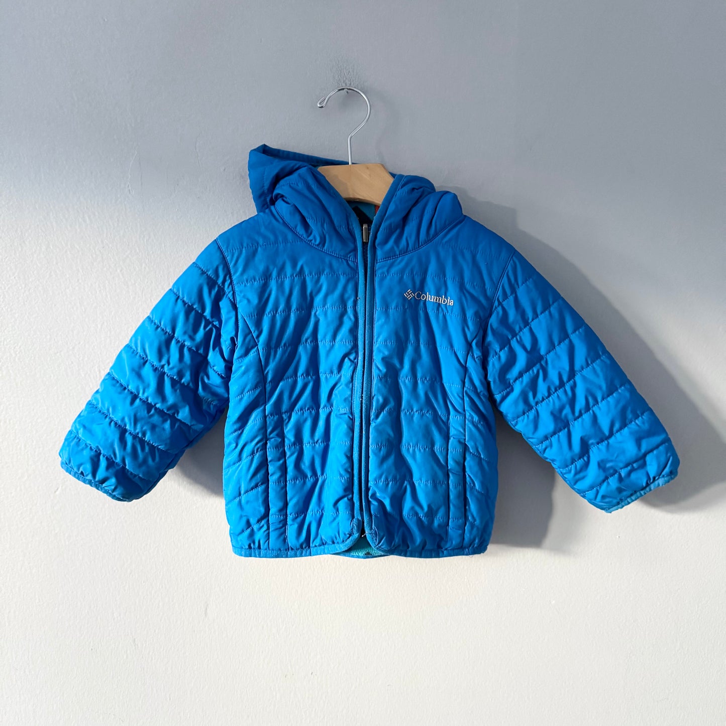 Columbia / Reversible blue light puffer jacket / 2T