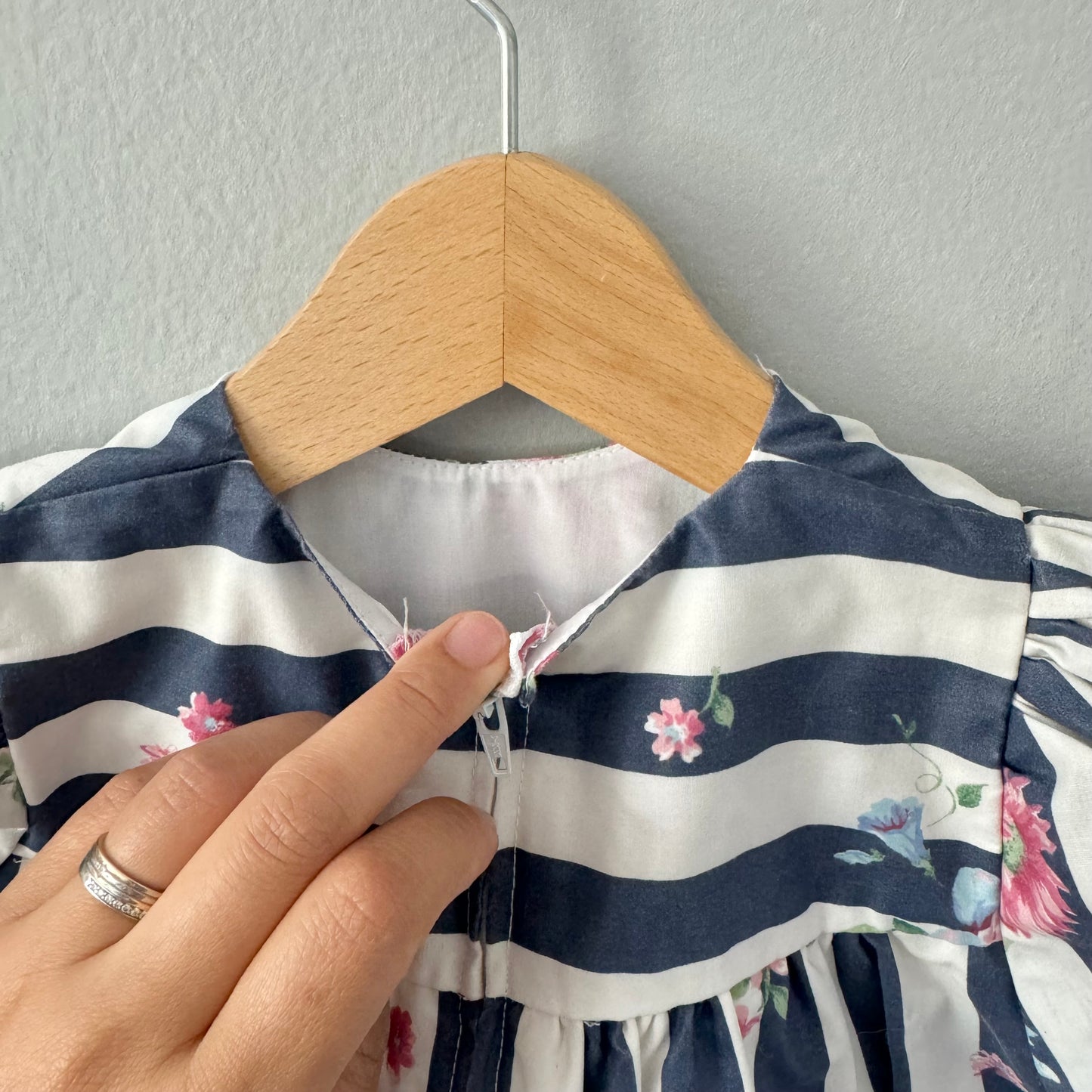 Handmade / Rose x stripe dress / 6M