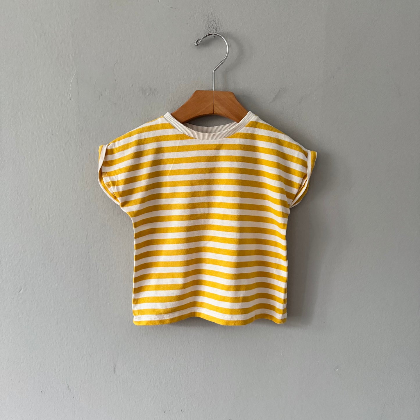 Zara / White x yellow stripe T-shirt / 9-12M