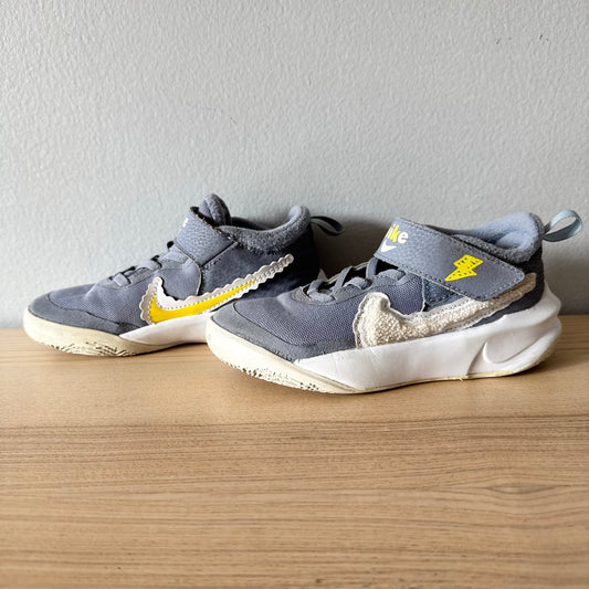 Nike / Sneaker / US12