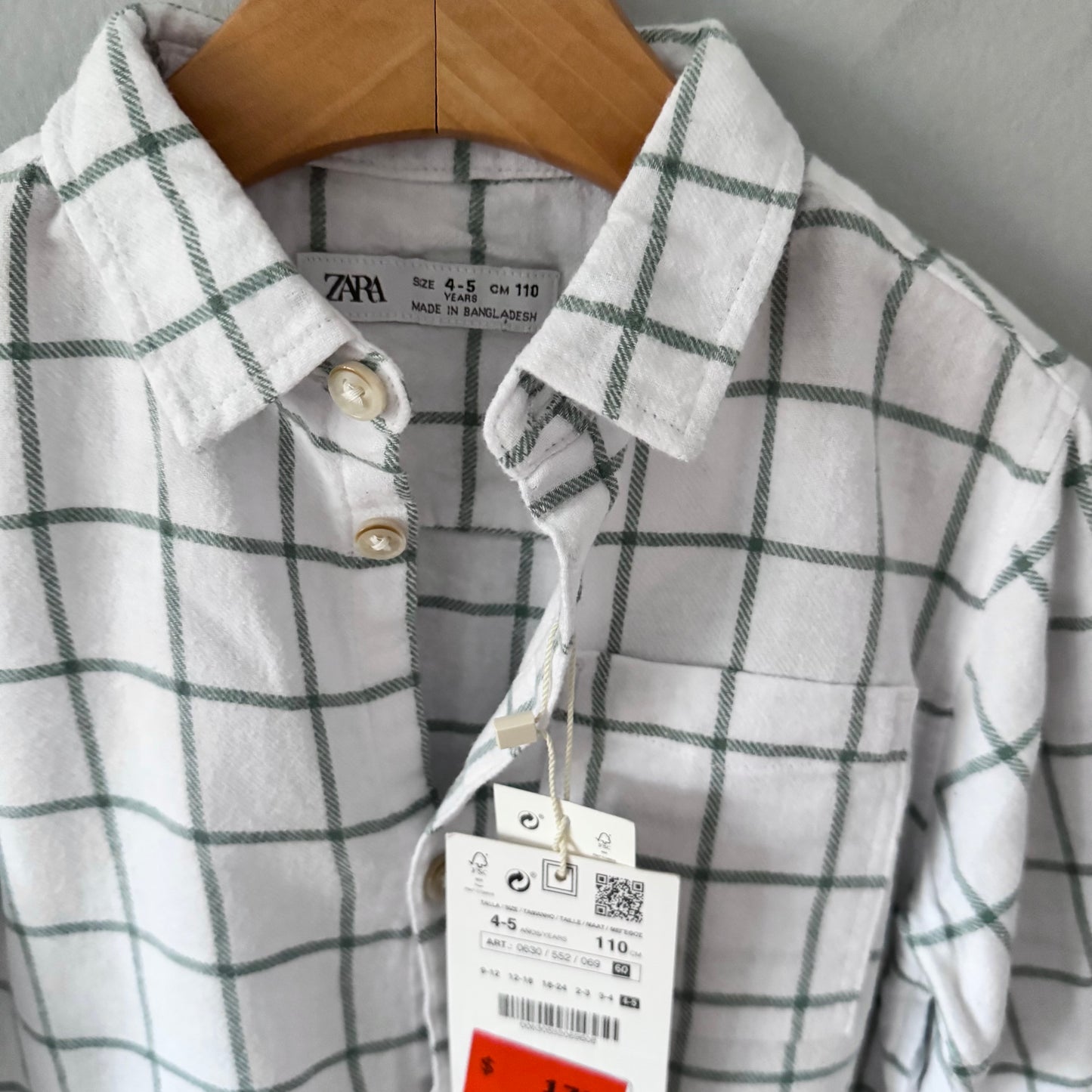 Zara / Chemise en flanelle à carreaux blanc et vert / 4-5 ans - Neuve avec étiquette