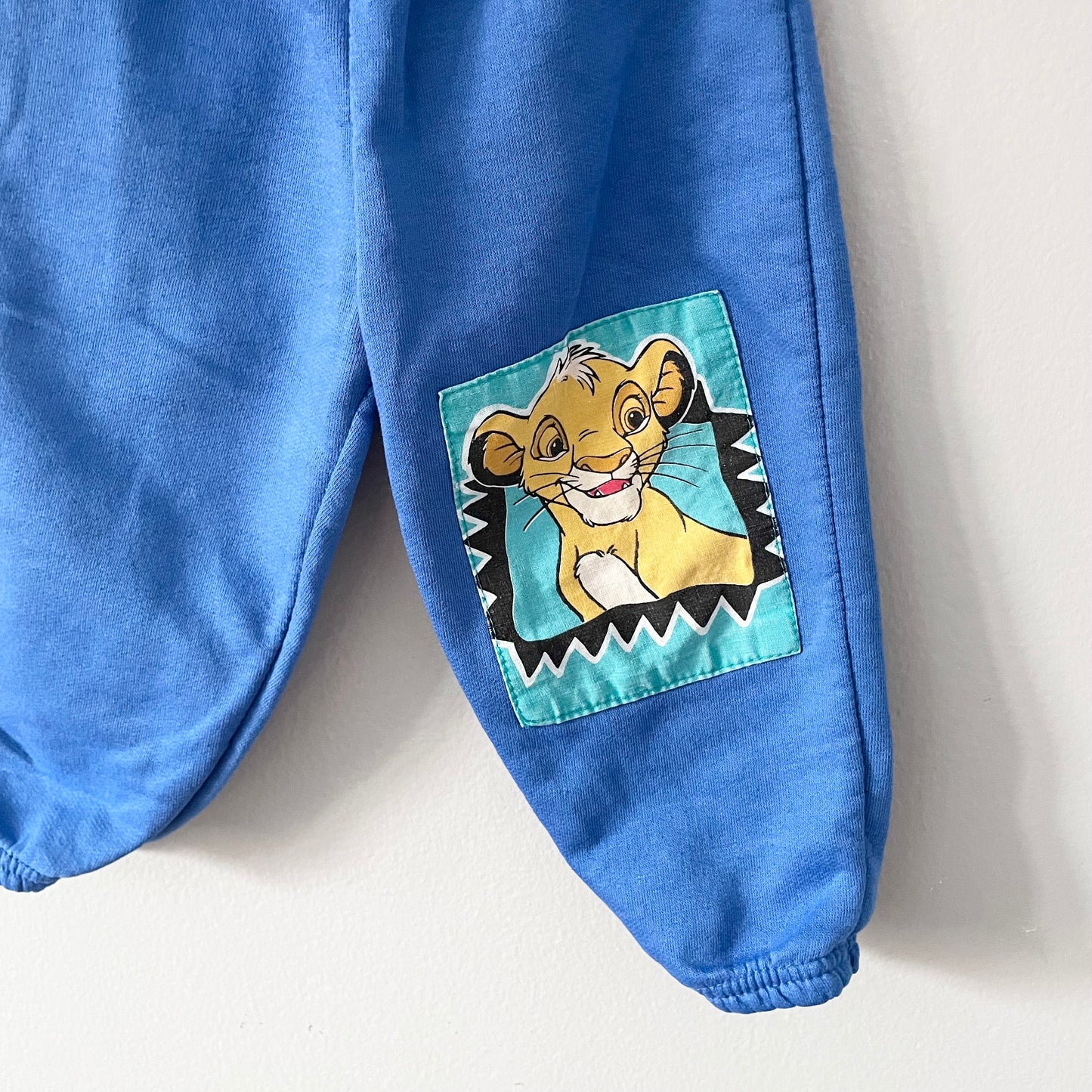 Vintage / Lion King sweater & pants set / 18M