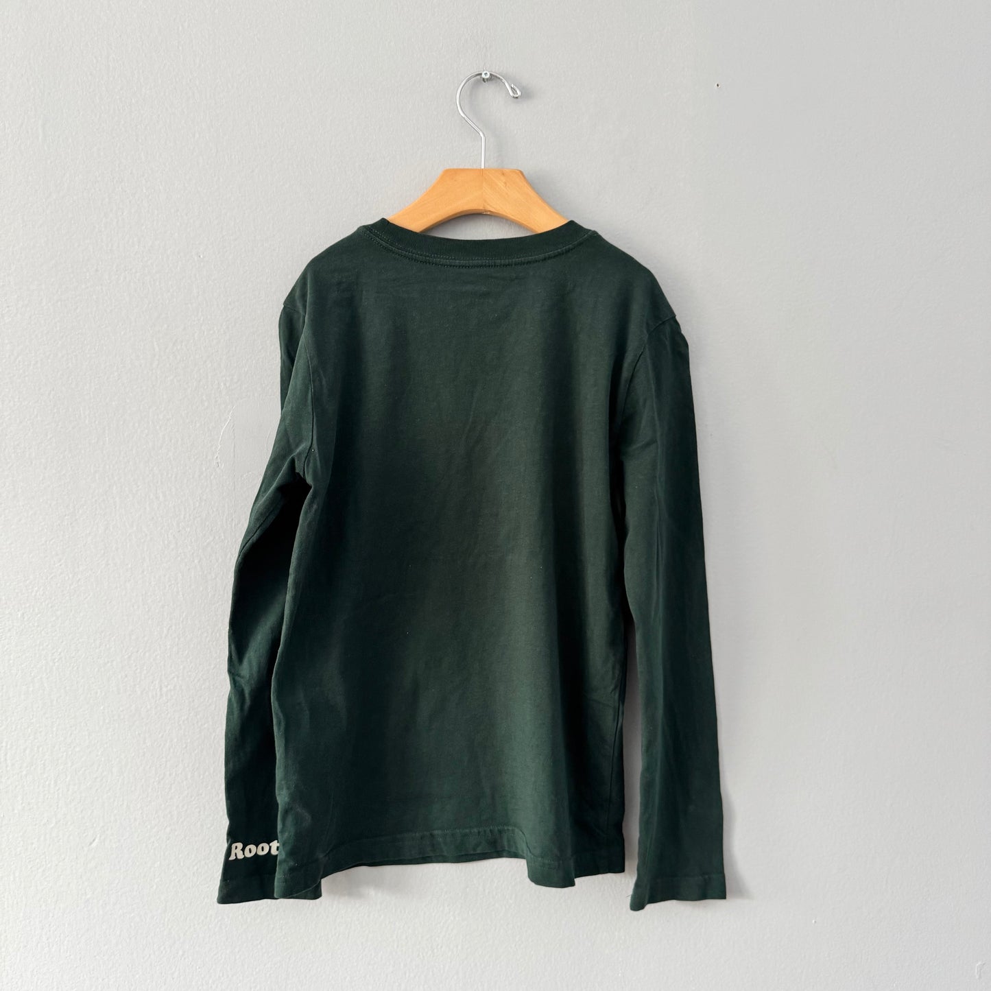 Roots / Green long sleeve T-shirt / 7-8Y