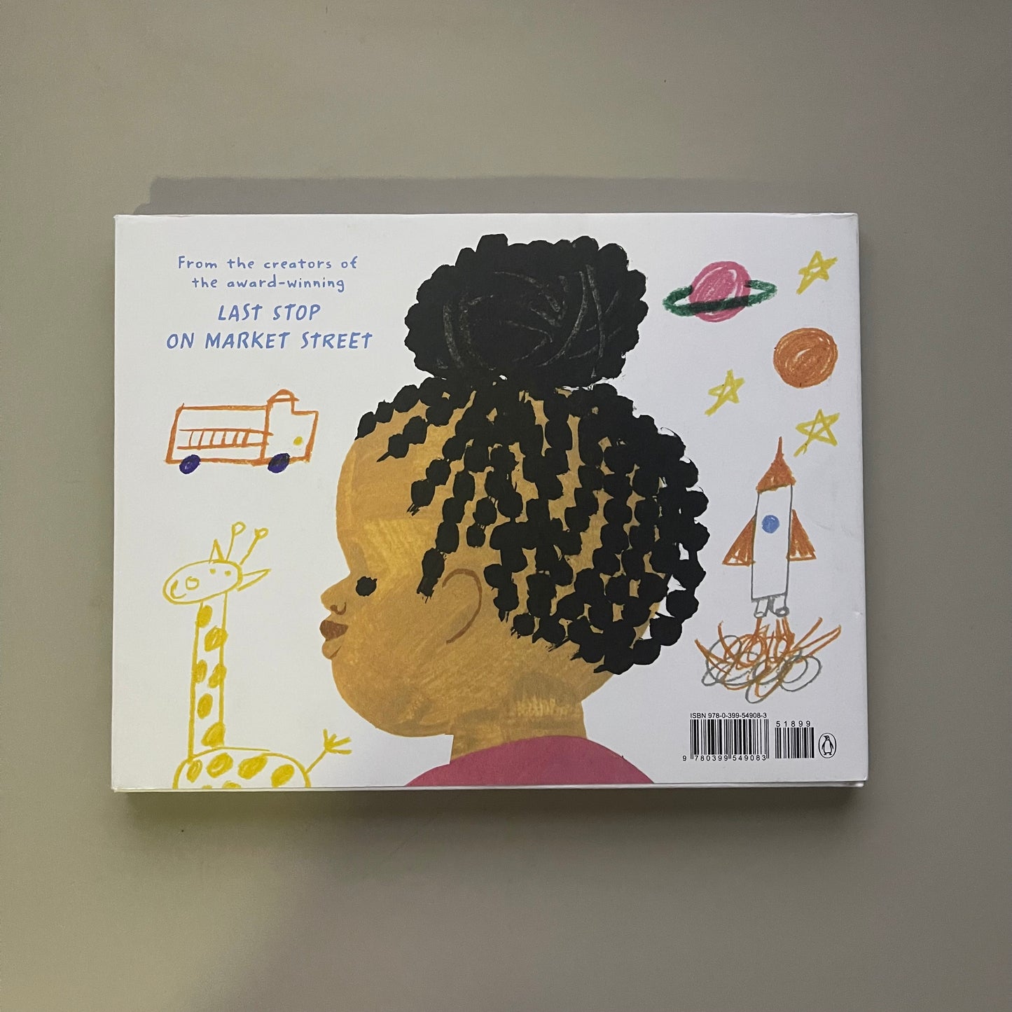 [Brand New] Milo Imagines the World / Matt de la Pana & Christian Robinson