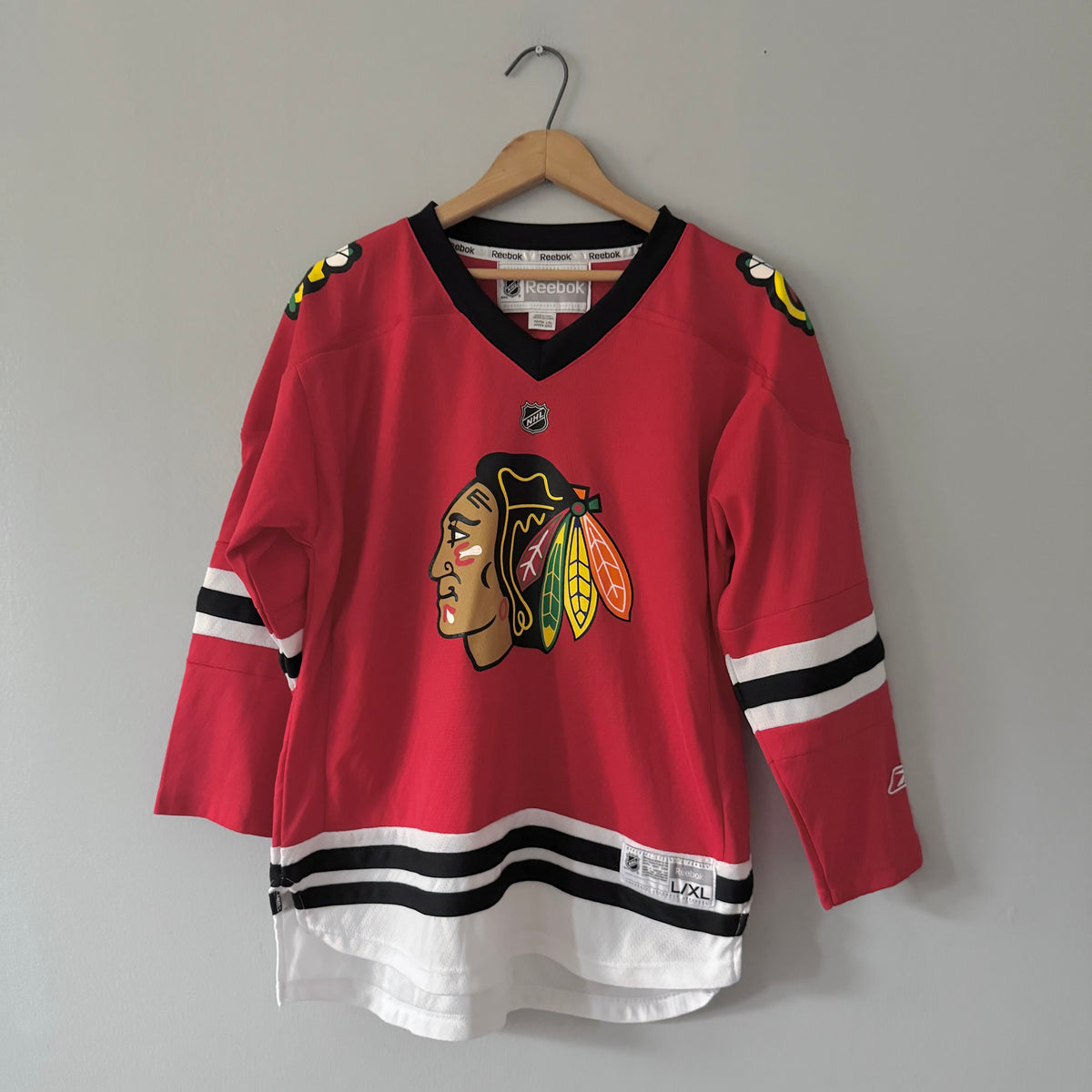 NHL / Chicago jersey / Youth L/XL
