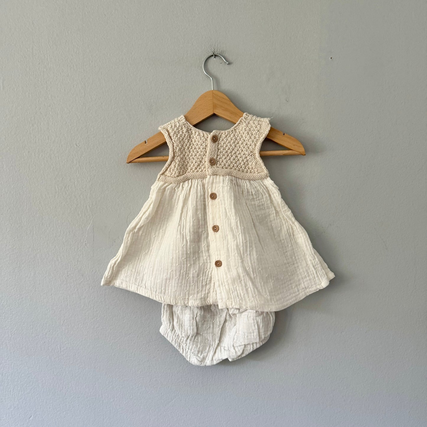 1+ in the family / White muslin tank & bloomer set / 3M