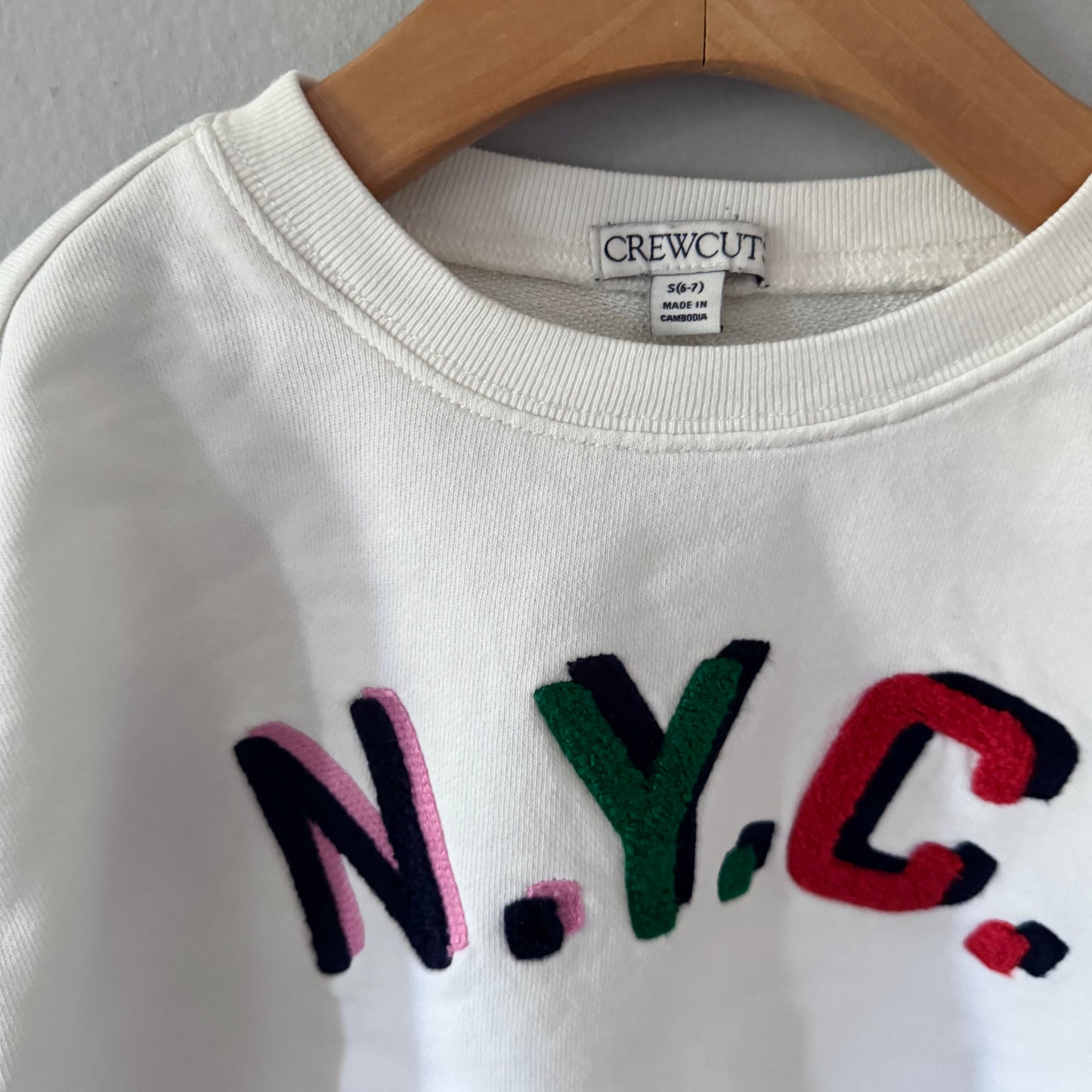 Crewcuts / White NYC sweatshirt / 6-7Y - Mended
