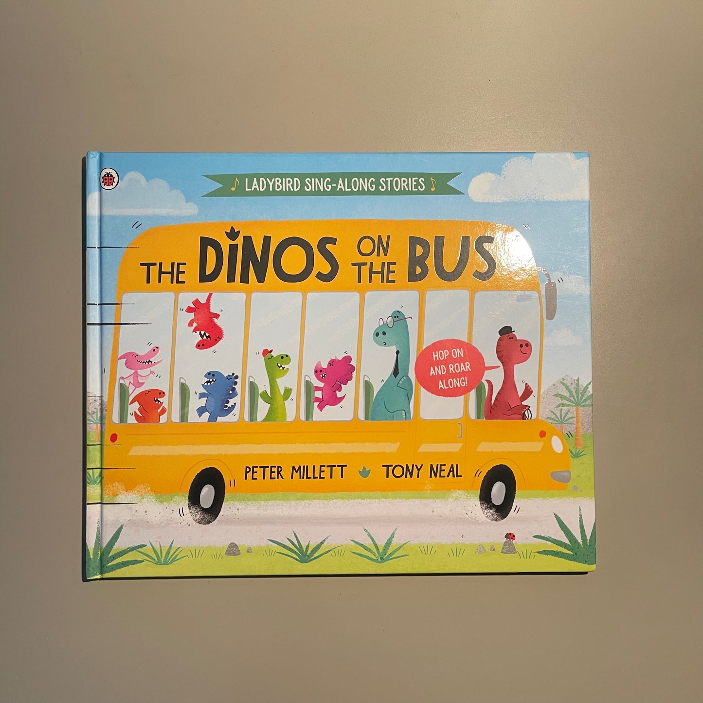 The Dinos on The Bus / Peter Millett
