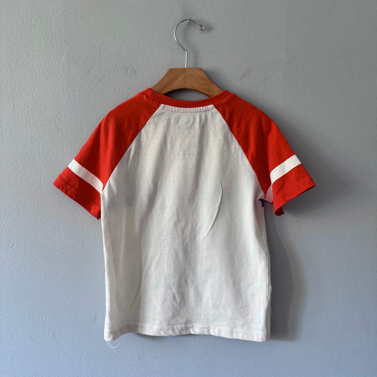 Hotwheels / Red white T-shirt / 4-5Y