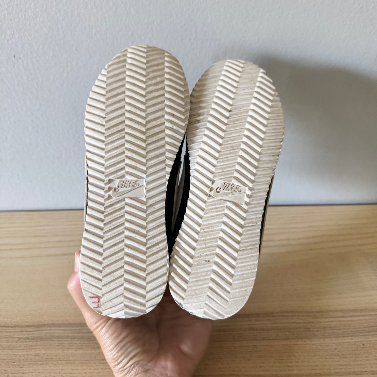 Nike / Sneaker / US13
