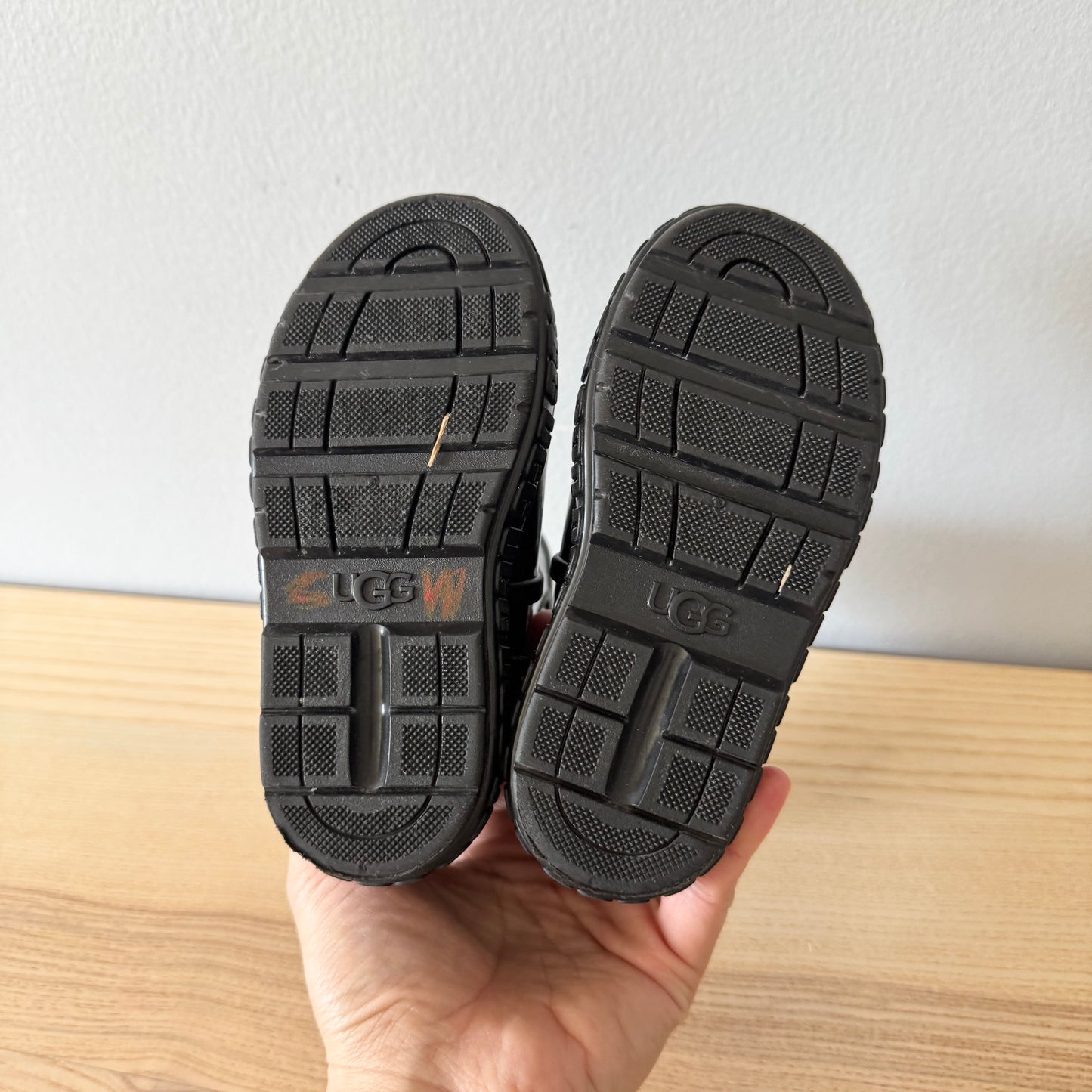 Ugg / Black rain boots / US8