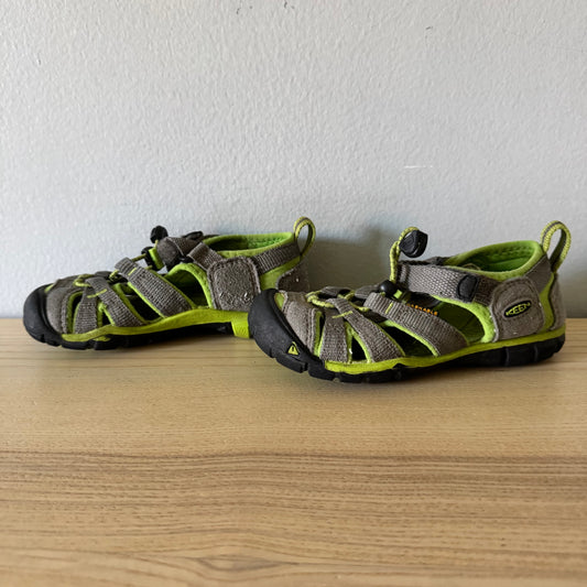 Keen / Sandals / US10