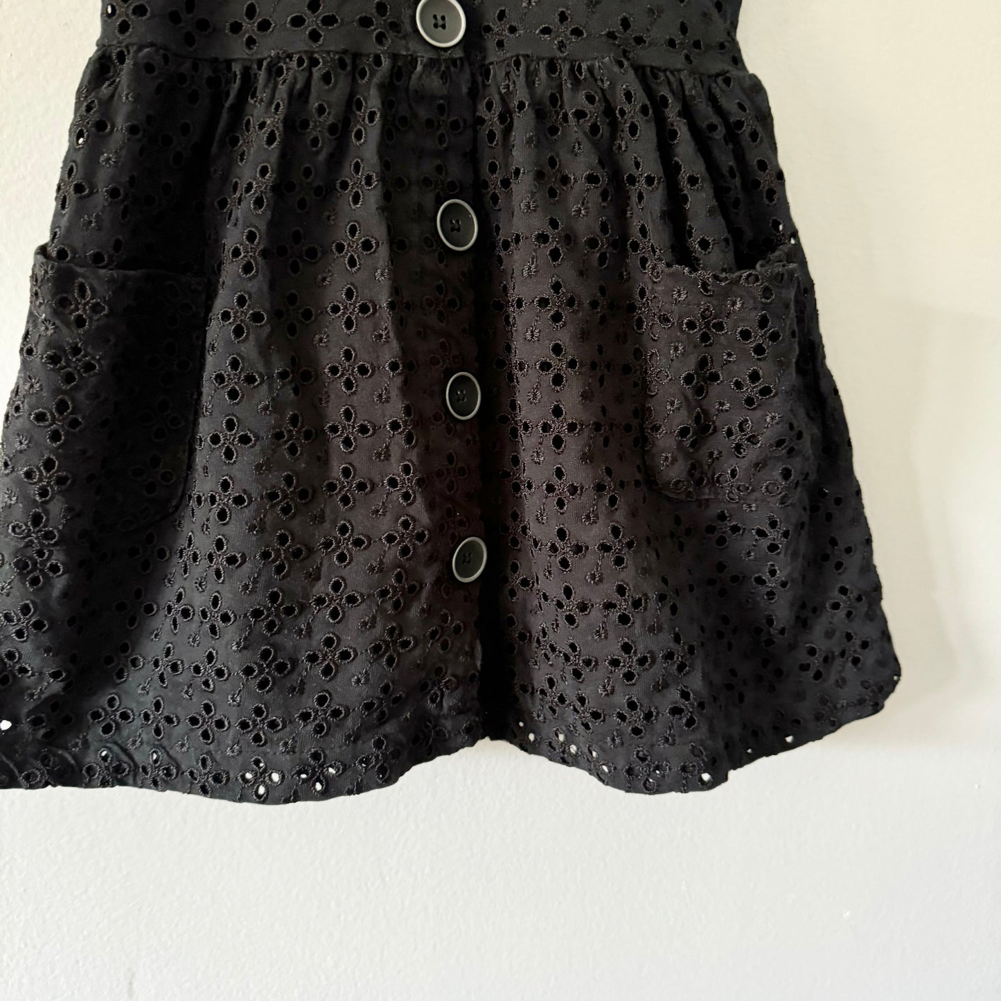 Zara / Black eyelet dress / 5Y