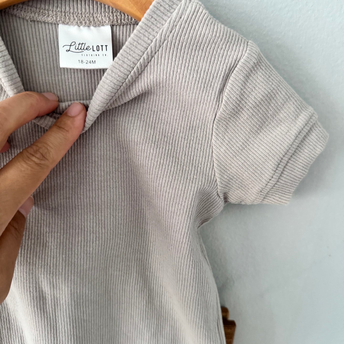 Little Lott / Beige ribbed set / 18-24M