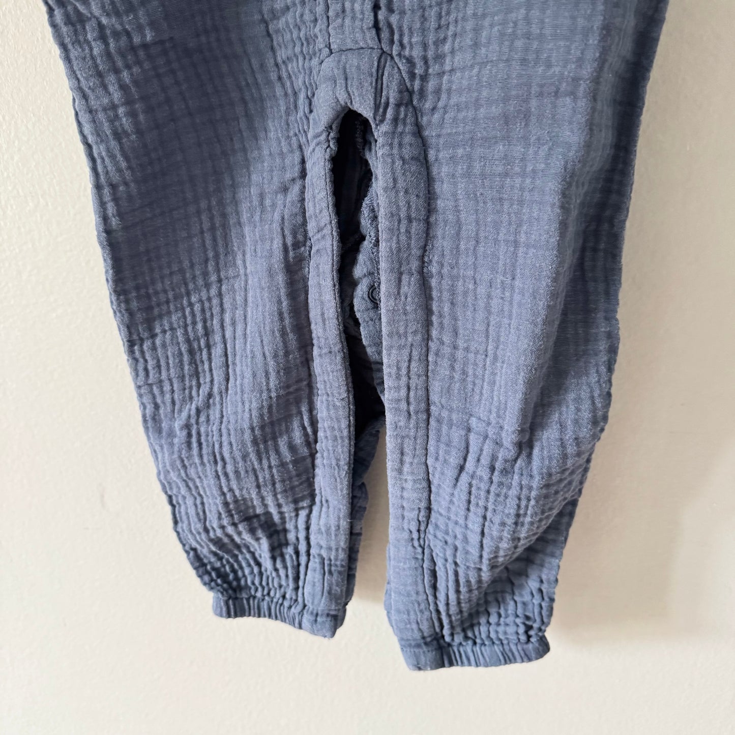 Rise Little Earthling / Navy muslin tank romper / 18-24M