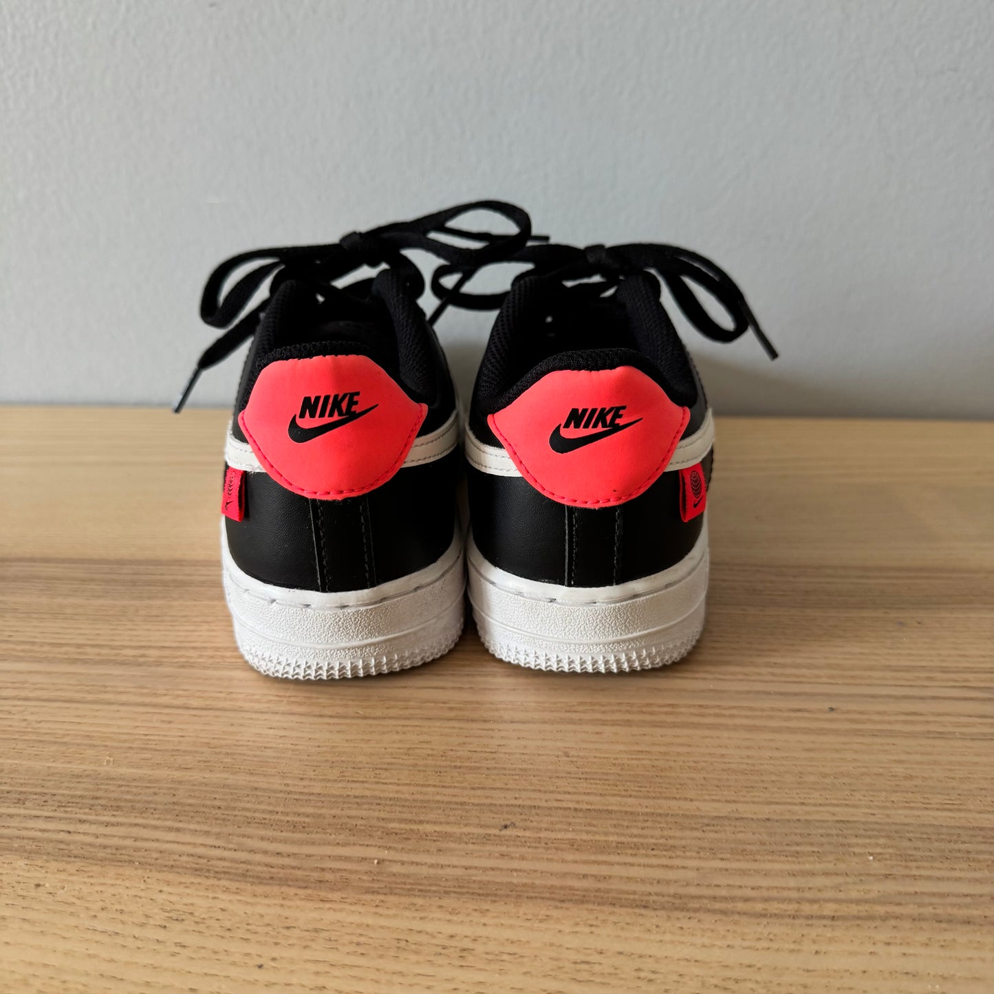 Nike / Sneakers / J3