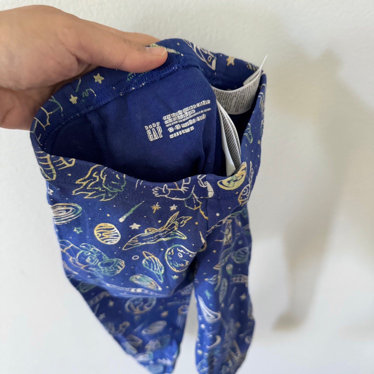 Gap / Blue x space pajama set / 12-18M - 2 Available
