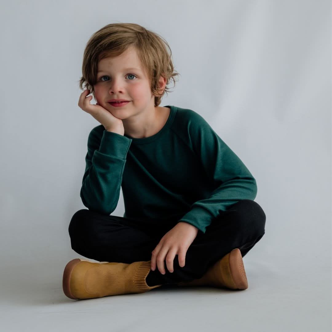 Little & Lively /  Bamboo Raglan Pullover | Graphite / 7-8Y - New with tag