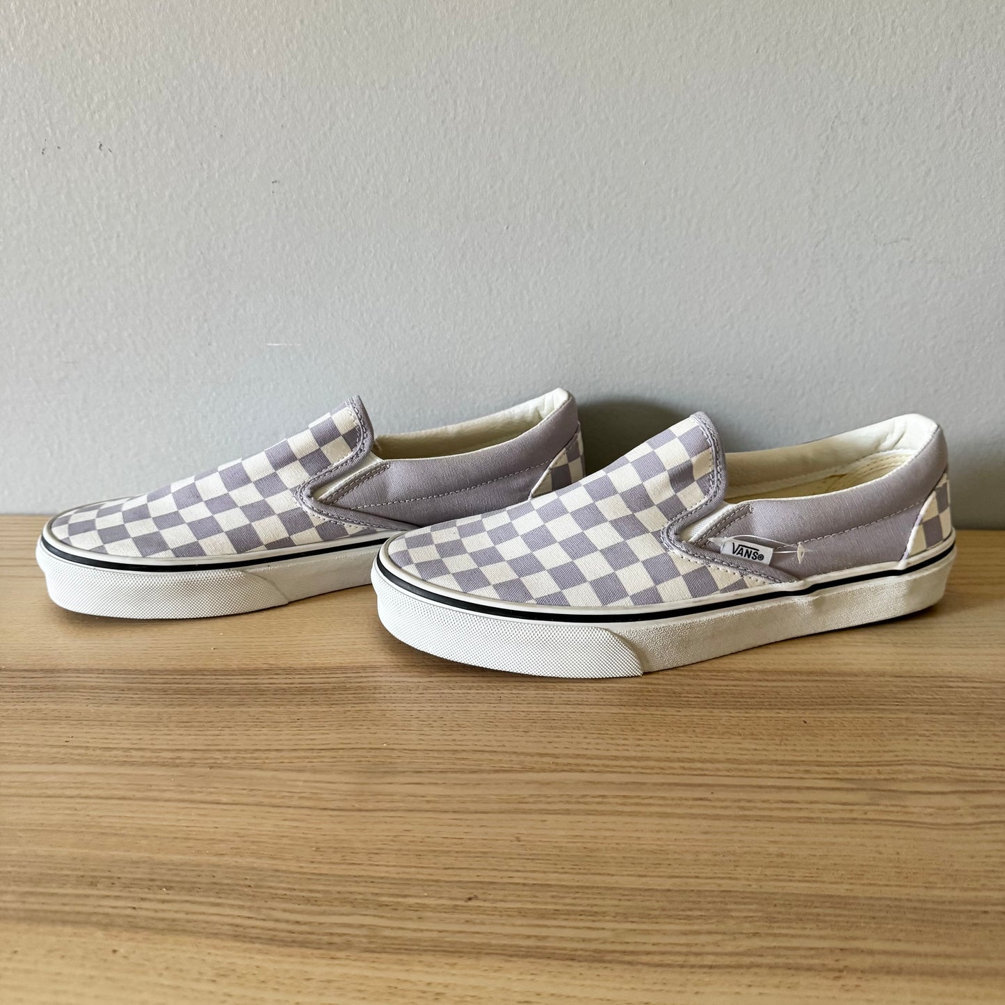 Vans / Slip on / Men 7.5 Women 9.0 - Brand new